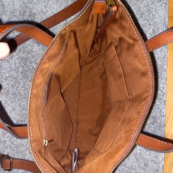 Fossil crossbody - Picture 3 of 4